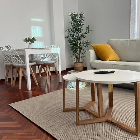 Abaleen アパート *